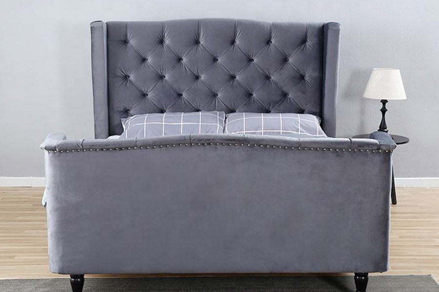1399 Velvet Stoff Wingback Button Polstret seng