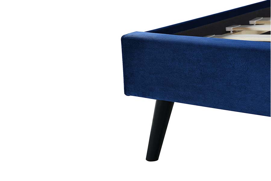 1494 Wooden Leg Queen Bed Blue Soft Headboard Polstret seng