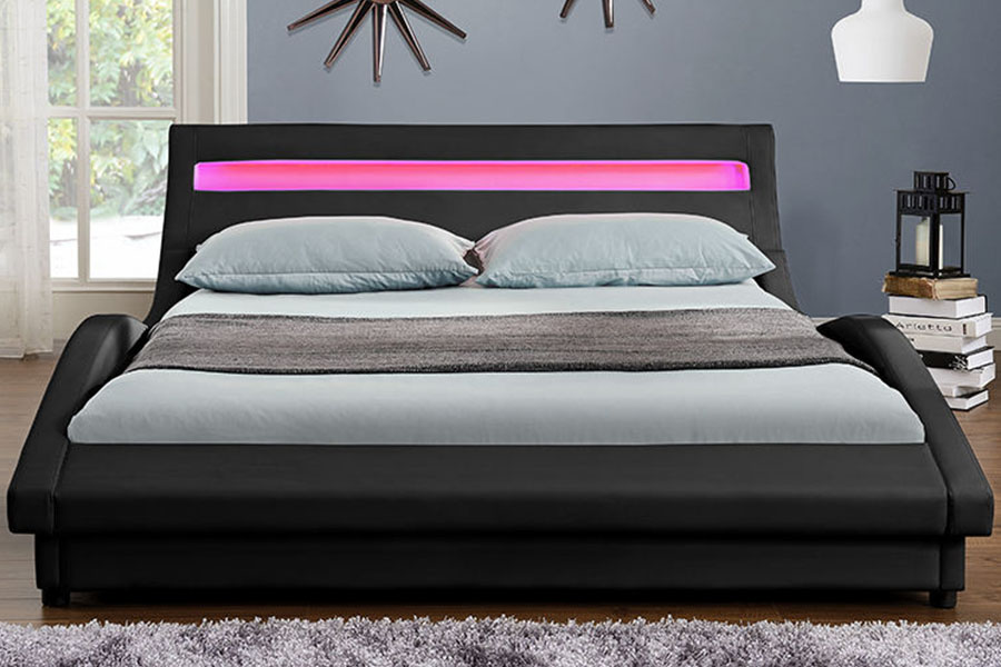 1111-1 europeisk stil PU-skinn LED-polstret sengeramme