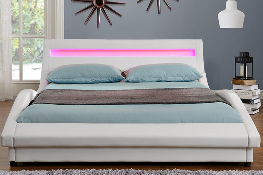1111-1 europeisk stil PU-skinn LED-polstret sengeramme