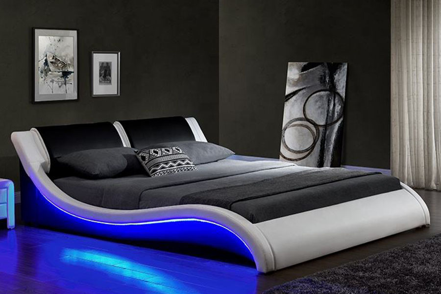1187-1 italiensk S-Shape LED Leather King Polstret Sengeramme