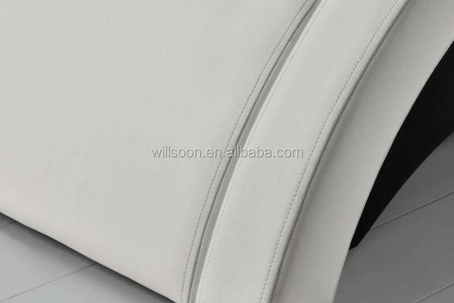 1187-1 italiensk S-Shape LED Leather King Polstret Sengeramme